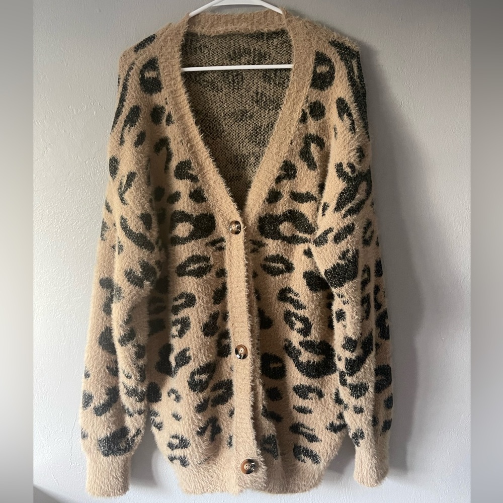 Leopard Fuzzy Cardigan Open Front Size XL Tan/Black Color